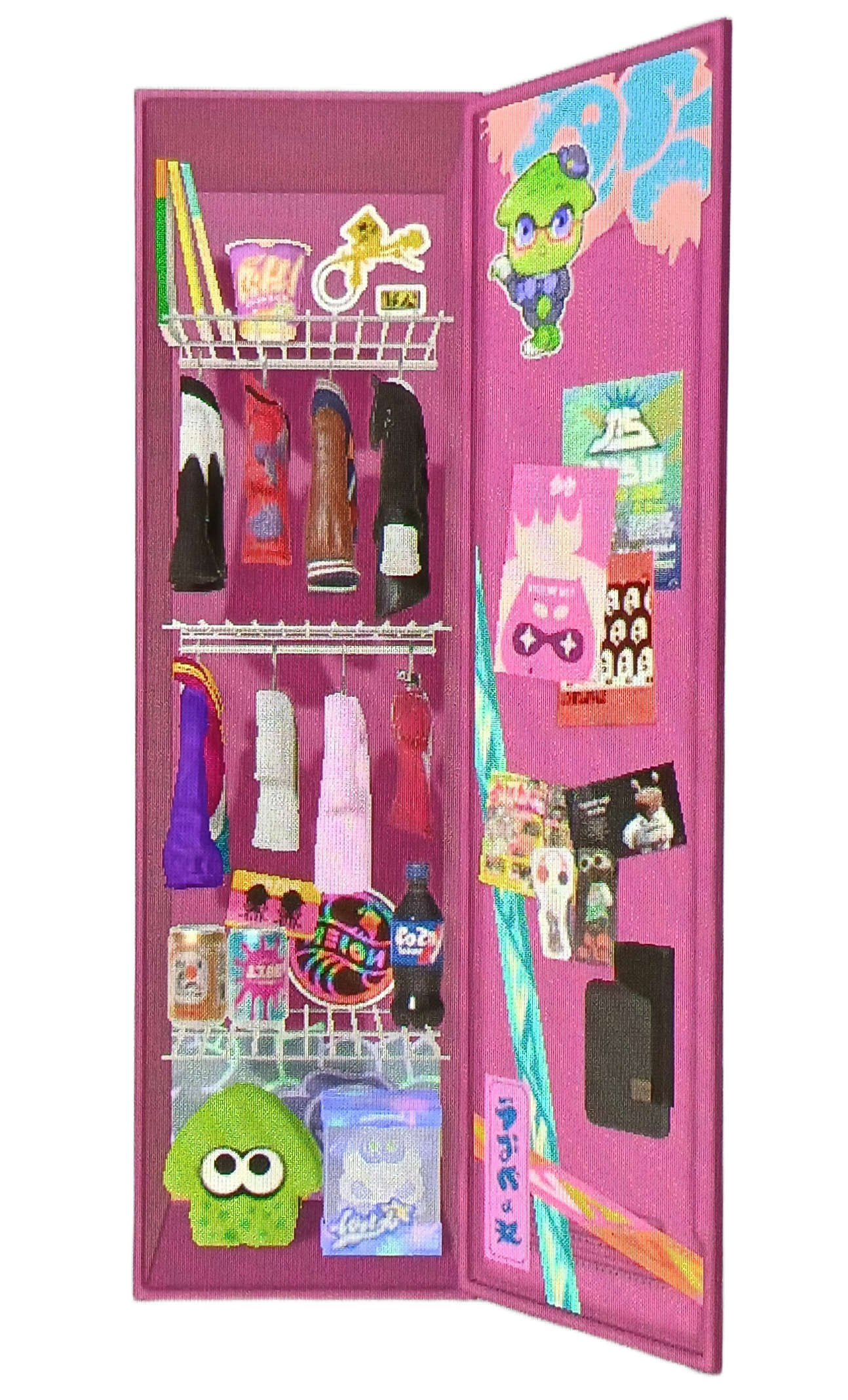Tyde's locker: Interior